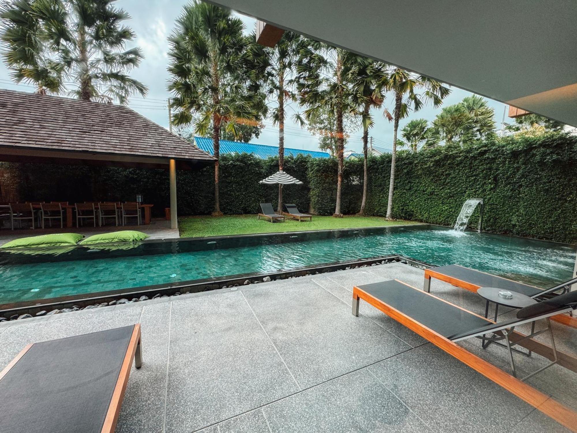 Guest house De Time - The Luxury Private Pool *