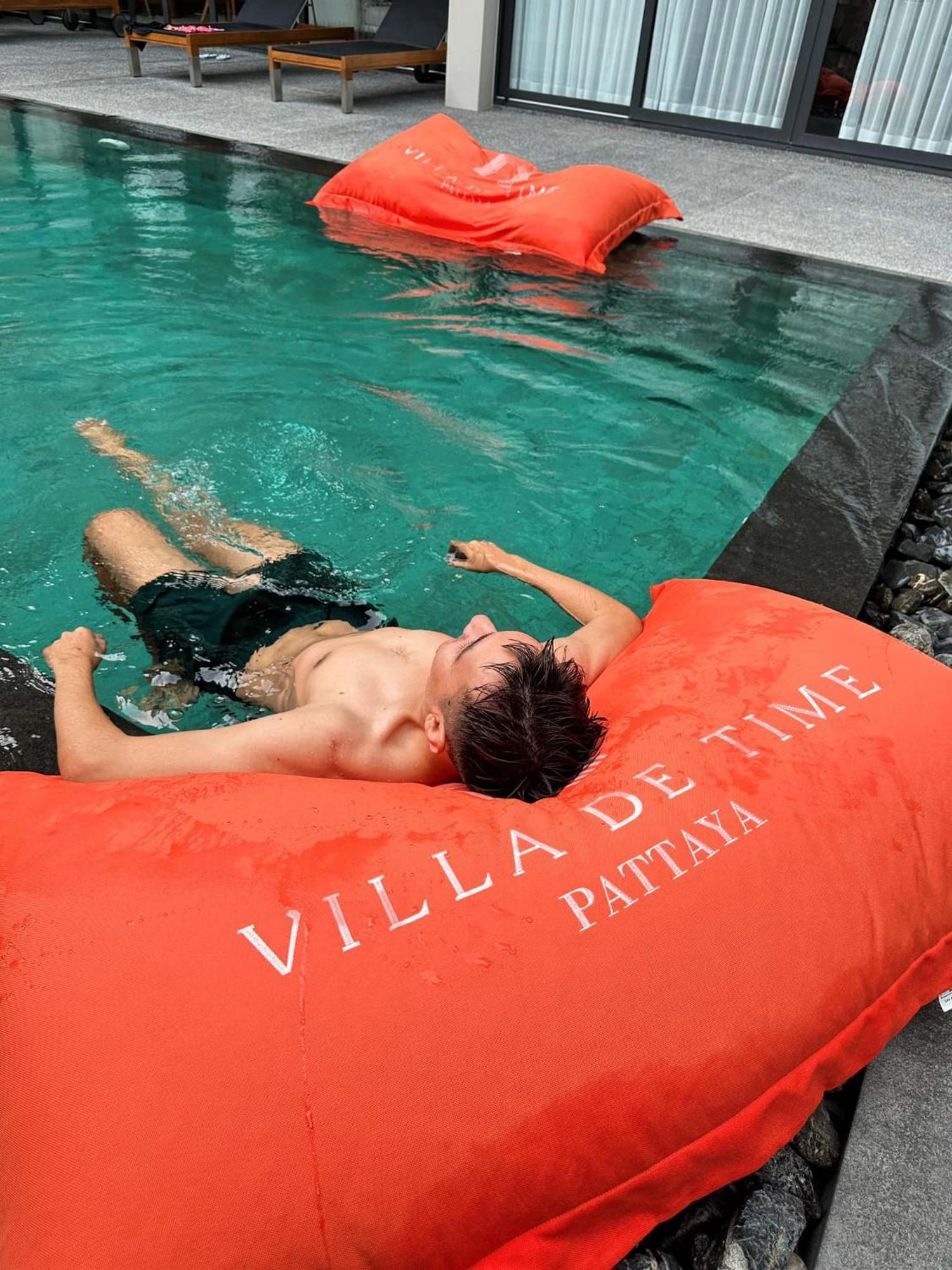 De Time - The Luxury Private Pool Pattaya