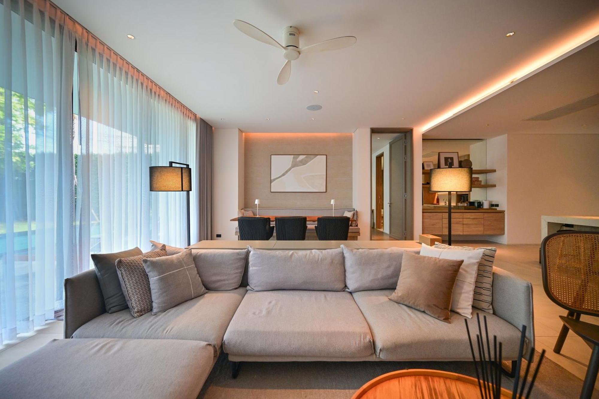 De Time - The Luxury Private Pool Guest house